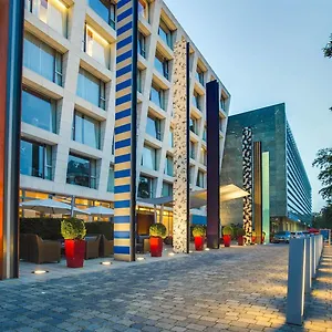 Hotel Radisson Blu Media Harbour Hotel, ****